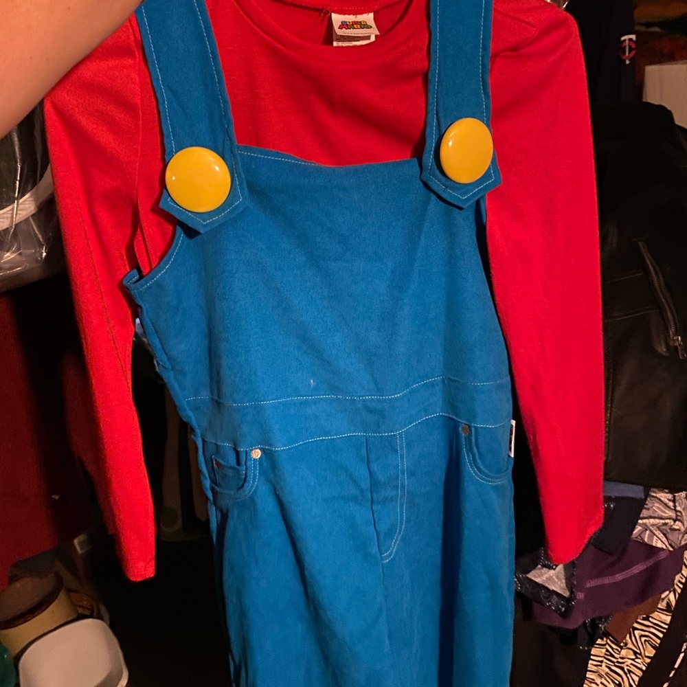 Mario costume - Picture 2 of 4